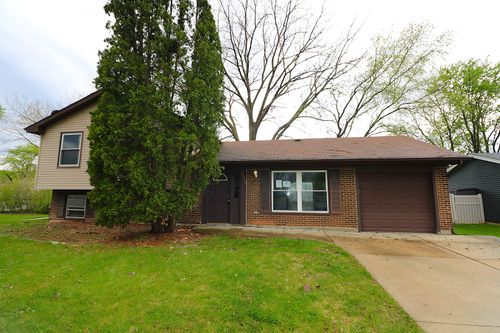 319 Dean Circle, Bolingbrook, IL, 60440 | Card Image