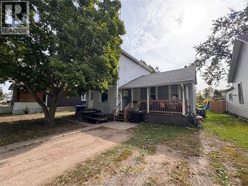 254 Park St, Chatham, ON, N7M3S3 | Card Image