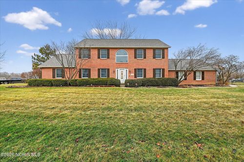 7658 Ginger Gold Dr, Holland, OH, 43528-8266 | Card Image