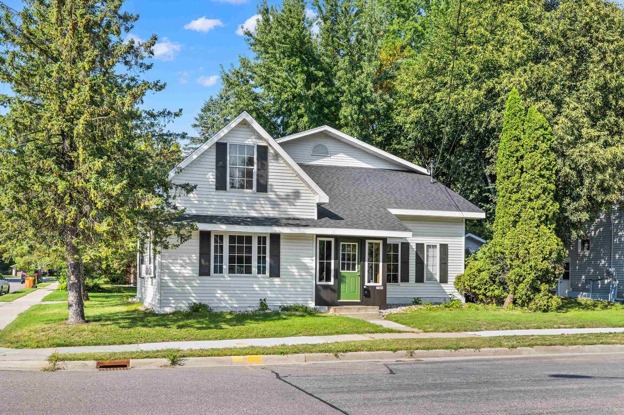 4th Ave, Stevens Point, WI 54481