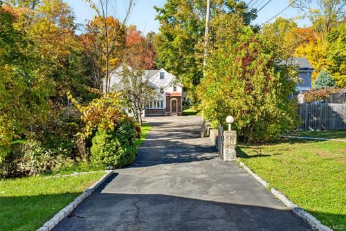1720 E Main Street, Yorktown, NY, 10547 | Card Image