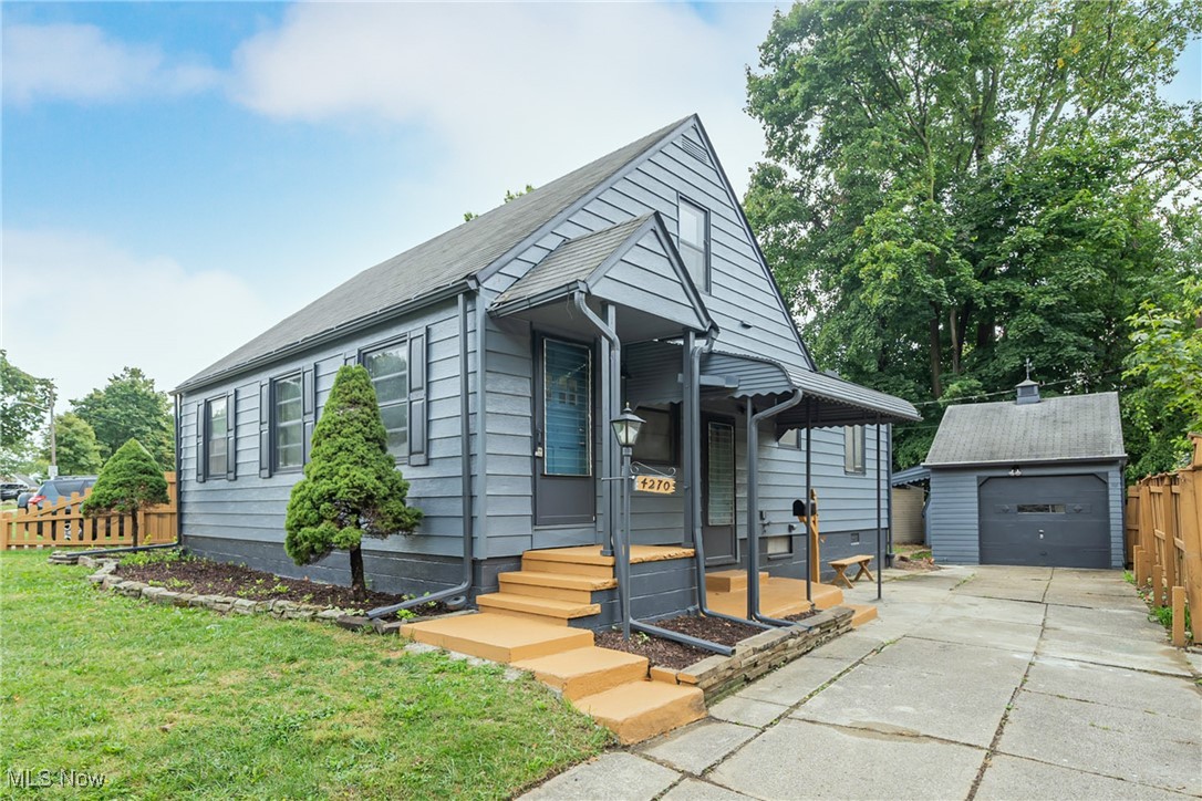 187th St, Cleveland, OH 44135