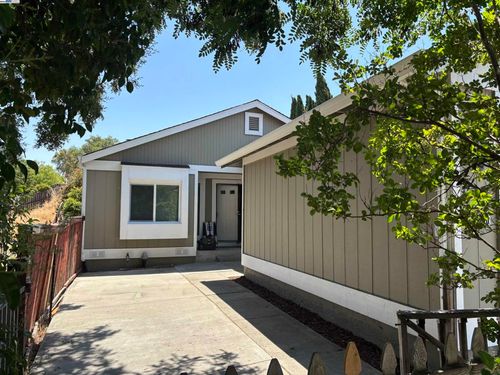 1290 Canterbury, Rodeo, CA, 94547-3616 | Card Image