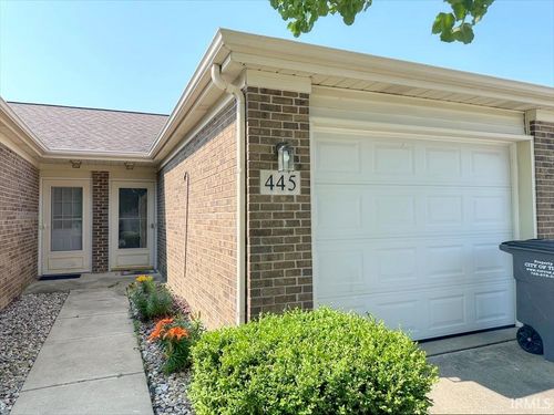 445 Southwood Dr, Tipton, IN, 46072-8461 | Card Image