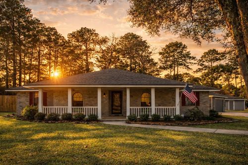 2102 Candy St, Pinehurst, TX, 77362-3531 | Card Image