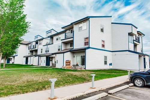 3208-7201 Poplar Dr, Grande Prairie, AB, T8V6C5 | Card Image