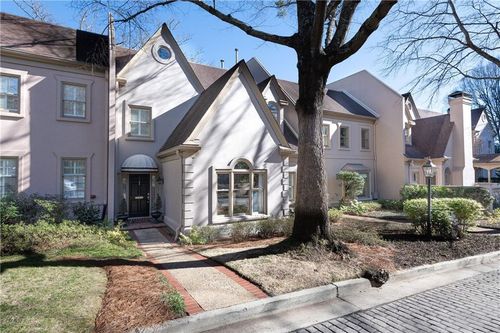 apt-25-2525 Peachtree Rd Ne, Atlanta, GA, 30305-3669 | Card Image