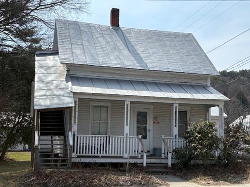 39 Safford Road, Royalton, VT, 05068 | Card Image