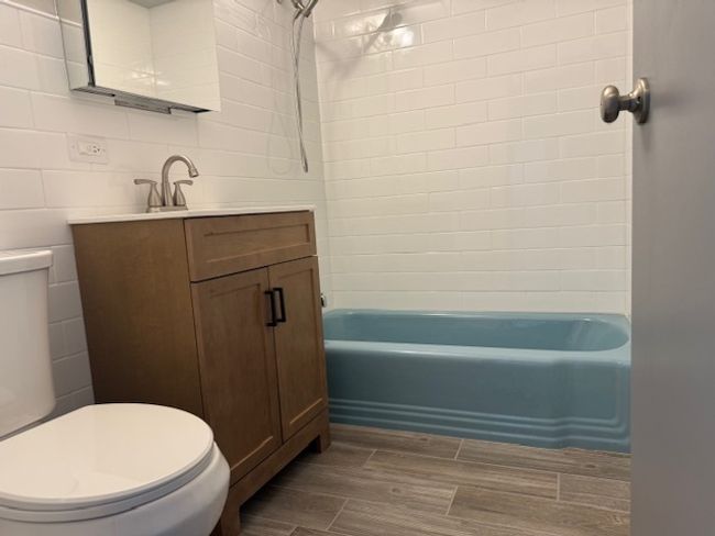 APT-2L - 9551 S Kedzie Ave, Condo with 2 bedrooms, 1 bathrooms and 2 parking in Evergreen Park IL | Image 13
