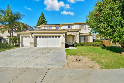 2447 Capri Ct, Manteca, CA, 95337-8235 | Card Image