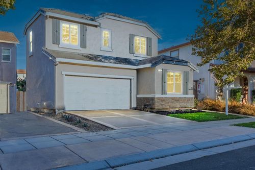 157 W Questa Trl, Mountain House, CA, 95391-1249 | Card Image