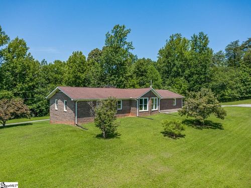 1038 Rhymes Ln, Pickens, SC, 29671-7902 | Card Image