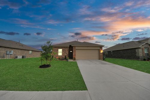 217 Kickapoo Dr, Anahuac, TX, 77514-1964 | Card Image