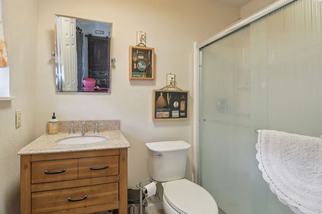 176 Bayside Cir, House other with 2 bedrooms, 2 bathrooms and null parking in Malakoff TX | Image 10