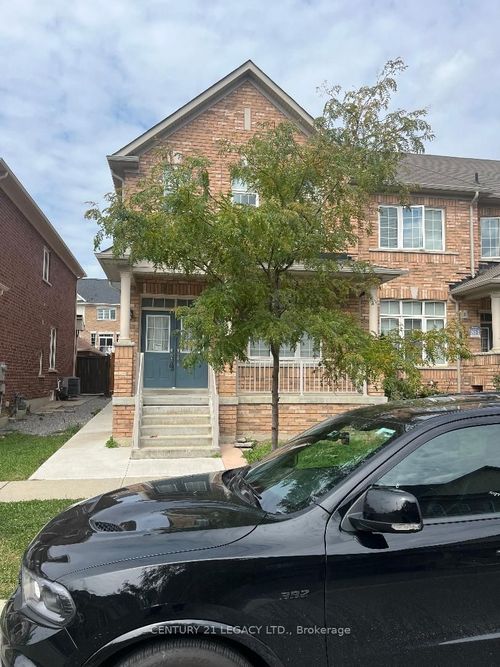 16 St Dennis Rd, Brampton, ON, L6R3W5 | Card Image