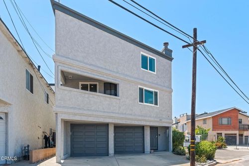 2425 Panama Dr, Oxnard, CA, 93035 | Card Image