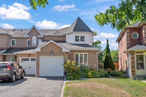 27 Creekwood Cres, Whitby, ON, L1R2K2 | Card Image