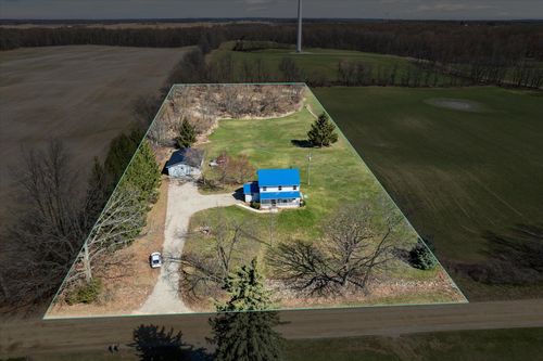 3750 Houseknecht Rd, Jonesville, MI, 49250-9007 | Card Image