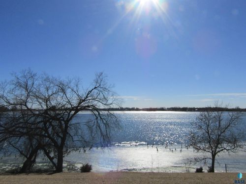 26520 N Shore Pl Place, Hartford, SD, 57033 | Card Image