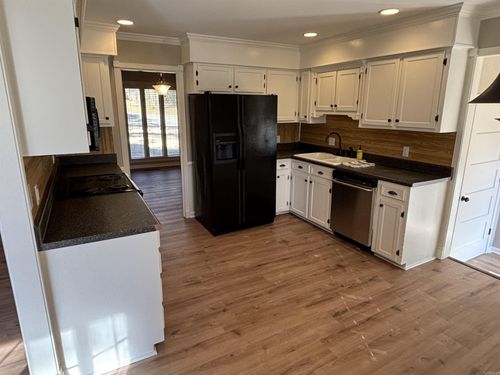 3811 Nitawood Dr, Little Rock, AR, 72206-6081 | Card Image