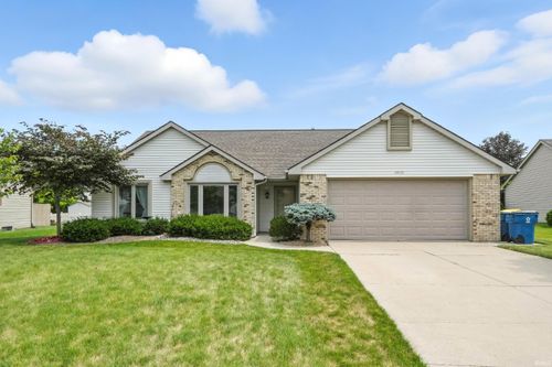 1410 Duesenberg Dr, Auburn, IN, 46706-3240 | Card Image