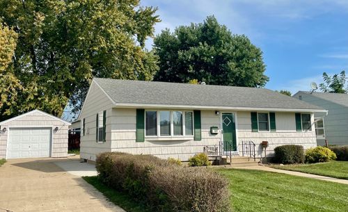 1809 4th Ave Se, Austin, MN, 55912-4252 | Card Image