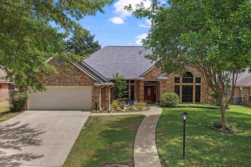 502 Lakewood Dr, Longview, TX, 75604-1490 | Card Image