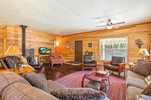 9400 Lewis Peak Road, Waitsburg, WA, 99329 | Card Image