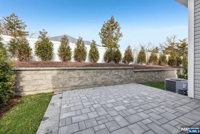 5 Banks Dr, House other with 2 bedrooms, 3 bathrooms and null parking in Boonton Twp NJ | Image 25