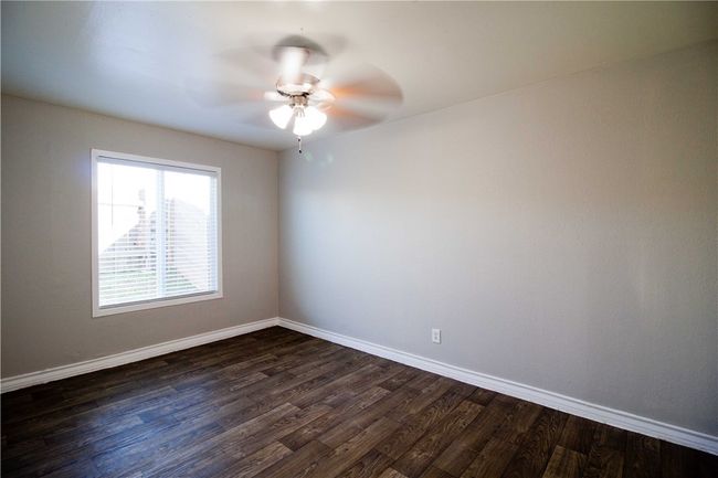 A25 - 2506 Manor Cir, Home with 2 bedrooms, 1 bathrooms and 1 parking in Austin TX | Image 20