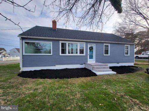 801 Chester River Dr, GRASONVILLE, MD, 21638-1004 | Card Image