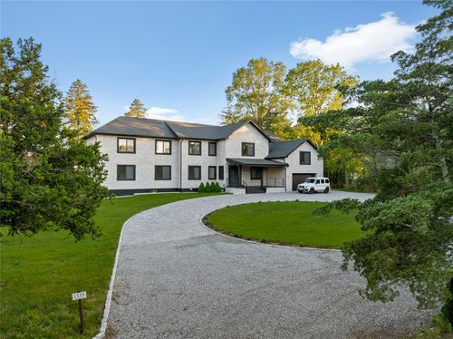 1335 Paine Rd, Hewlett, NY, 11557-1719 | Card Image