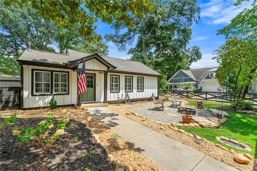 289 Grover St Se, Marietta, GA, 30060-2343 | Card Image