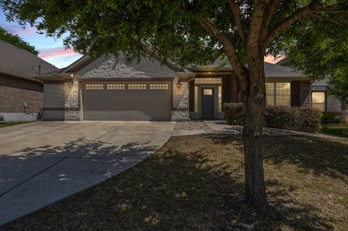 7520 Kinross Trl, Austin, TX, 78754-6092 | Card Image