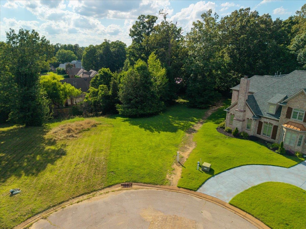 Land in Memphis 5