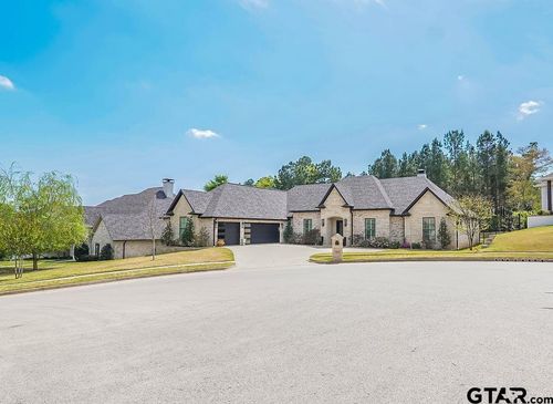 7521 Northlake Dr, Tyler, TX, 75703-7077 | Card Image