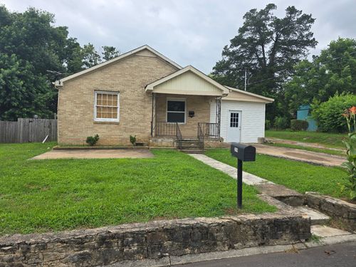 314 Pine St, Pulaski, TN, 38478-4427 | Card Image