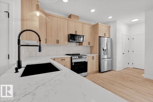 1321 Keswick Dr Sw, Edmonton, AB, T6W | Card Image