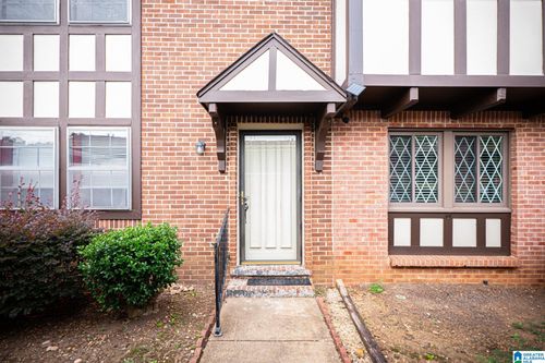 3737 Haven View Cir, Hoover, AL, 35216-4823 | Card Image