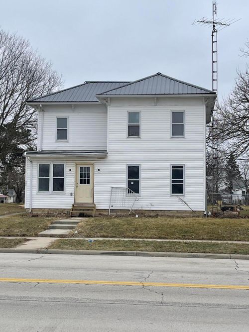 205 N Main St, Mendon, OH, 45862-2001 | Card Image