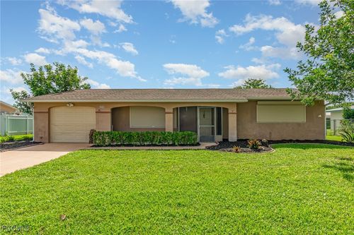 209 Jayview Ave, LEHIGH ACRES, FL, 33936-7017 | Card Image