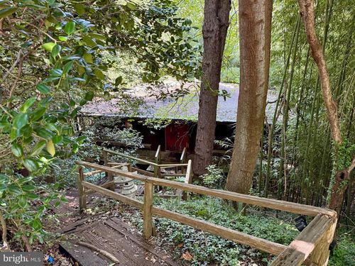 1003 Gelston Cir, Mclean, VA, 22102-2107 | Card Image