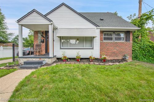 23424 Clarita St, Detroit, MI, 48219-2211 | Card Image