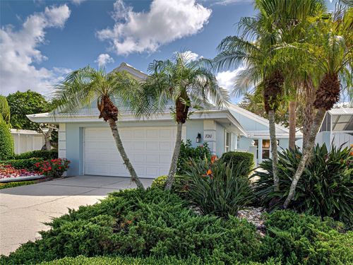 11-720 Brightside Crescent Dr, VENICE, FL, 34293-4333 | Card Image