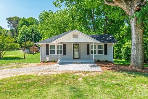 3407 Ratchford Dr, Gastonia, NC, 28056-8189 | Card Image