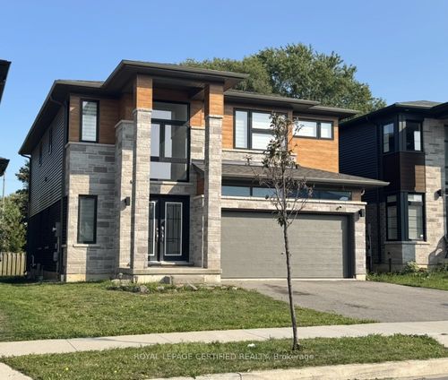 40 Lexington Ave, Hamilton, ON, L8J0L5 | Card Image