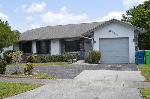 9194 Nw 49th Ct, Sunrise, FL, 33351-5371 | Card Image