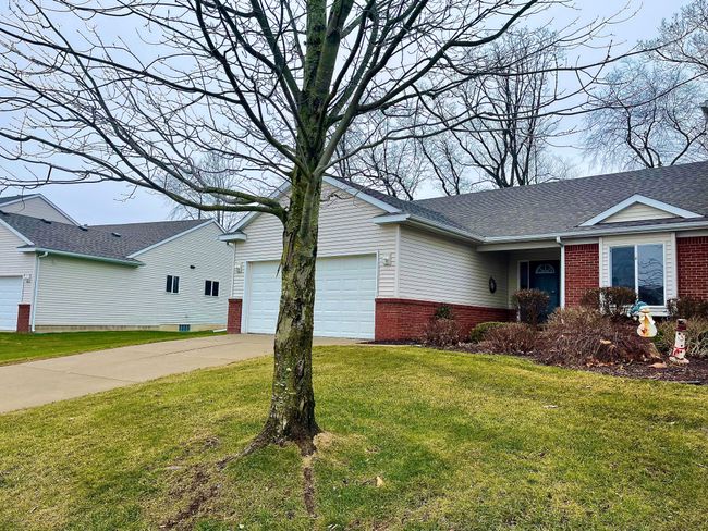 912 Spirea, Condo with 3 bedrooms, 3 bathrooms and null parking in Howell MI | Image 29