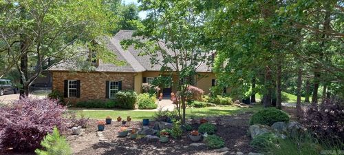 93 Cifuentes Way, Hot Springs Village, AR, 71909-7440 | Card Image