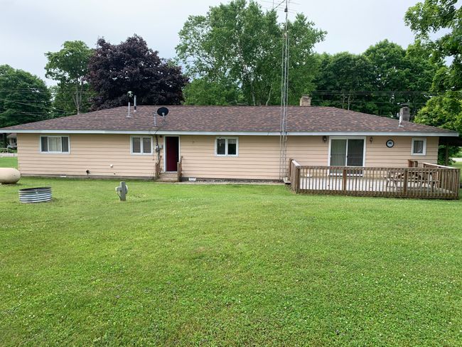 11656 W Lake St, House other with 4 bedrooms, 2 bathrooms and null parking in Naubinway MI | Image 4